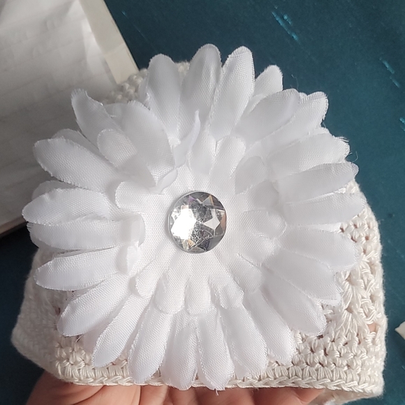 White Crochet Flowered Baby Beanie - Picture 3 of 3